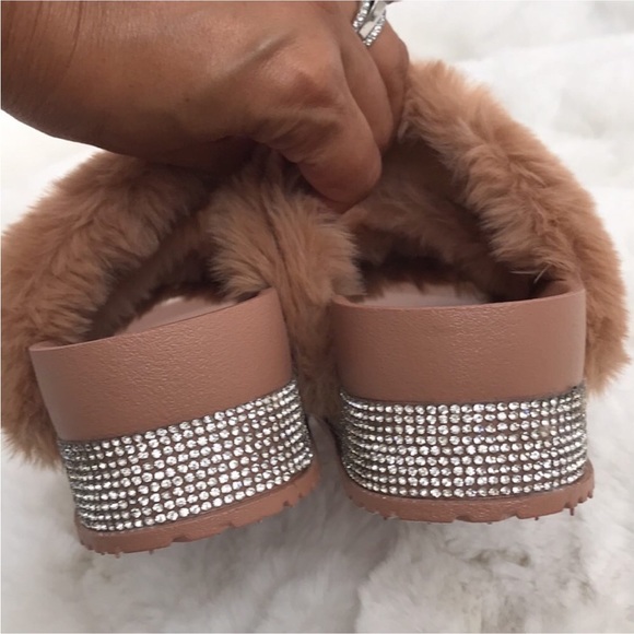 Top Moda faux mink fur size 6 slide sandal - Picture 12 of 13